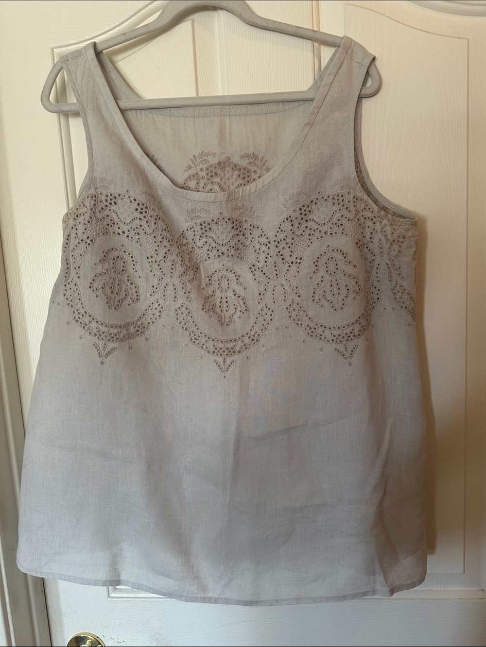 Linen Top - Picture 3 of 3